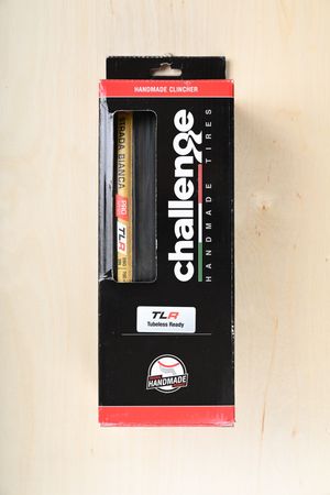 Challenge Strada Bianca TLR Tire